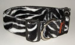 Fellhalsband zebra