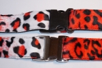 Fellhalsband leopard red